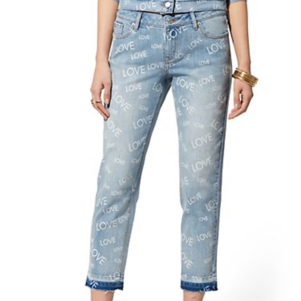 NWT SoHo Jeans Love Print Boyfriend Jean
